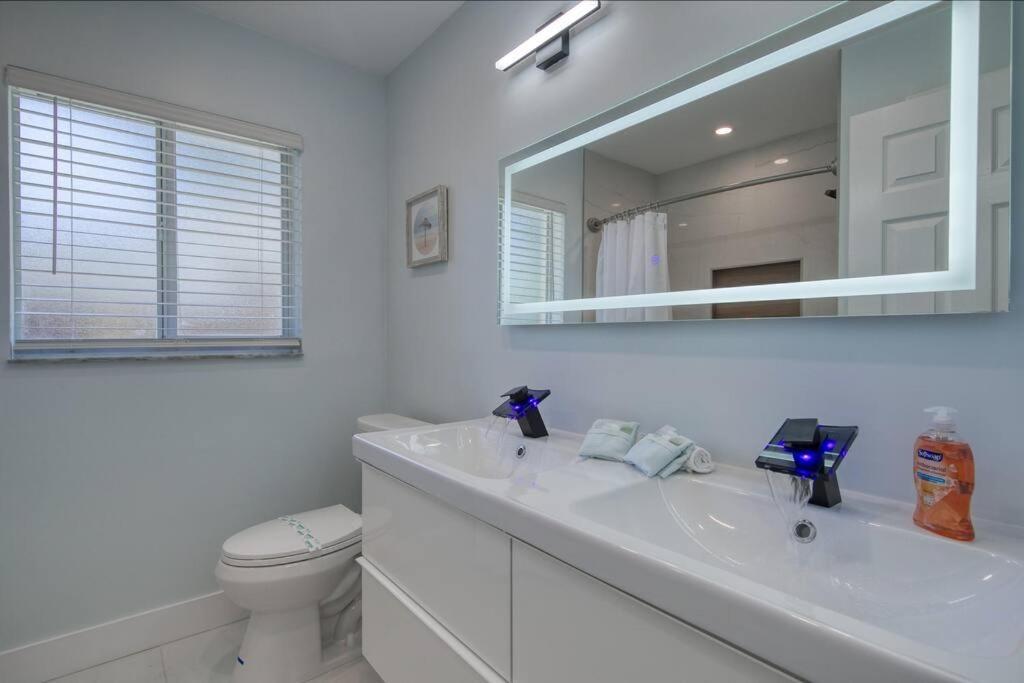 Paradise 4 Min To The Beach With Private Heated Pool Deerfield Beach Exteriör bild