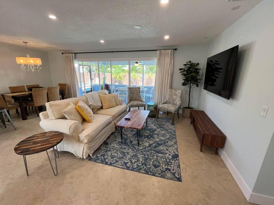 Paradise 4 Min To The Beach With Private Heated Pool Deerfield Beach Exteriör bild
